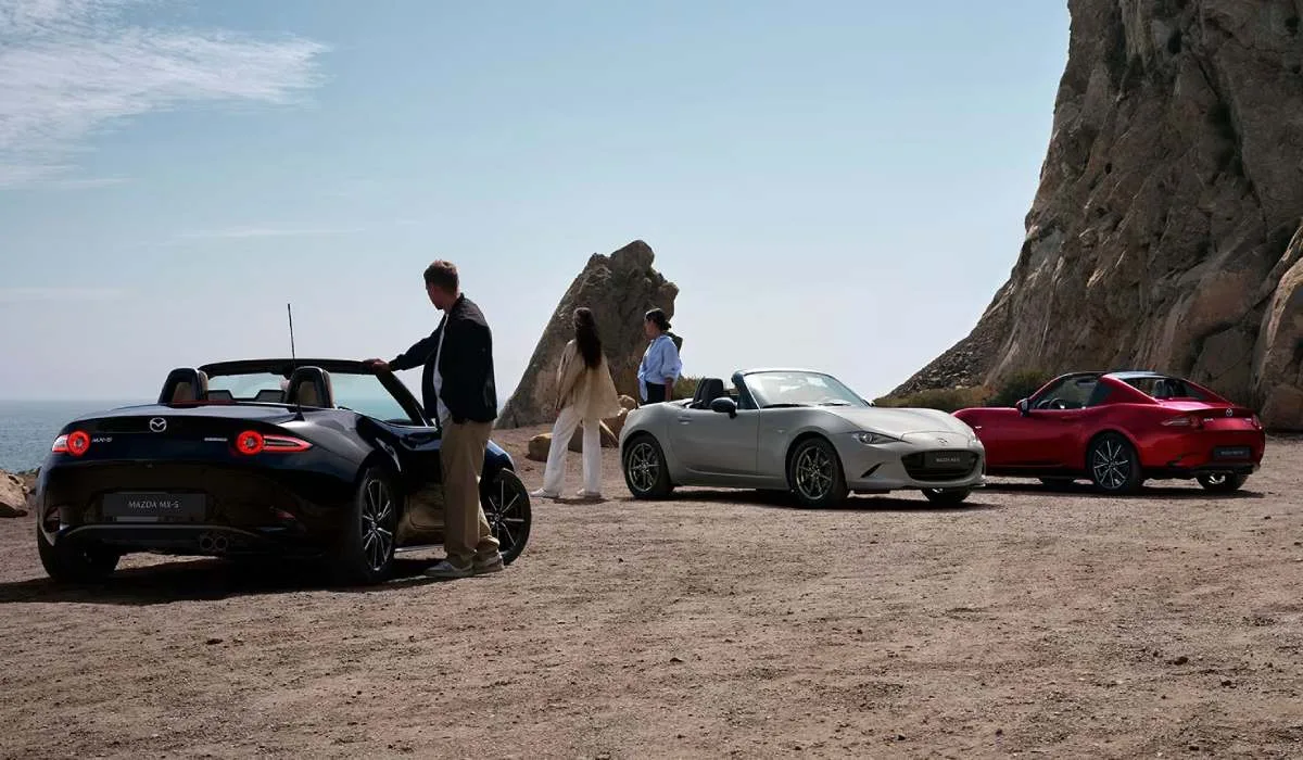 mazda-fait-sensation-au-salon-de-l-automobile-de-tokyo-avec-sa-mx5-configuree-a-l-extreme