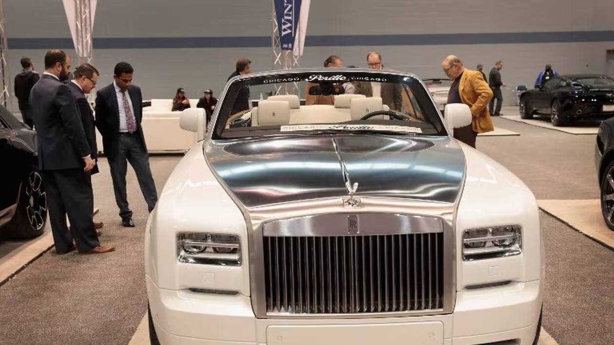 rolls-royce-marque-prestigieuse-du-monde-automobile-qui-ne-connait-pas-la-crise