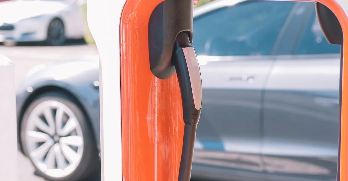 découvrez le tesla cybertruck, le pick-up électrique emblématique alliant puissance, durabilité et design futuriste, conçu pour repousser les limites de l'industrie automobile.