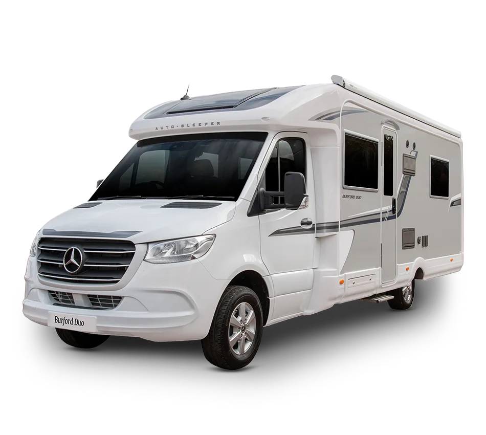 découvrez notre camping-car mercedes adapté pour 4 personnes, parfait pour vos aventuriers à travers les paysages enchanteurs. profitez du confort et de la liberté d'une évasion inoubliable sur les routes en bord de mer.