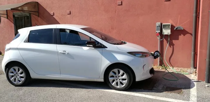 découvrez tout sur le bonus écologique pour les véhicules électriques : conditions, montants, et avantages fiscaux pour encourager la transition vers une mobilité durable.