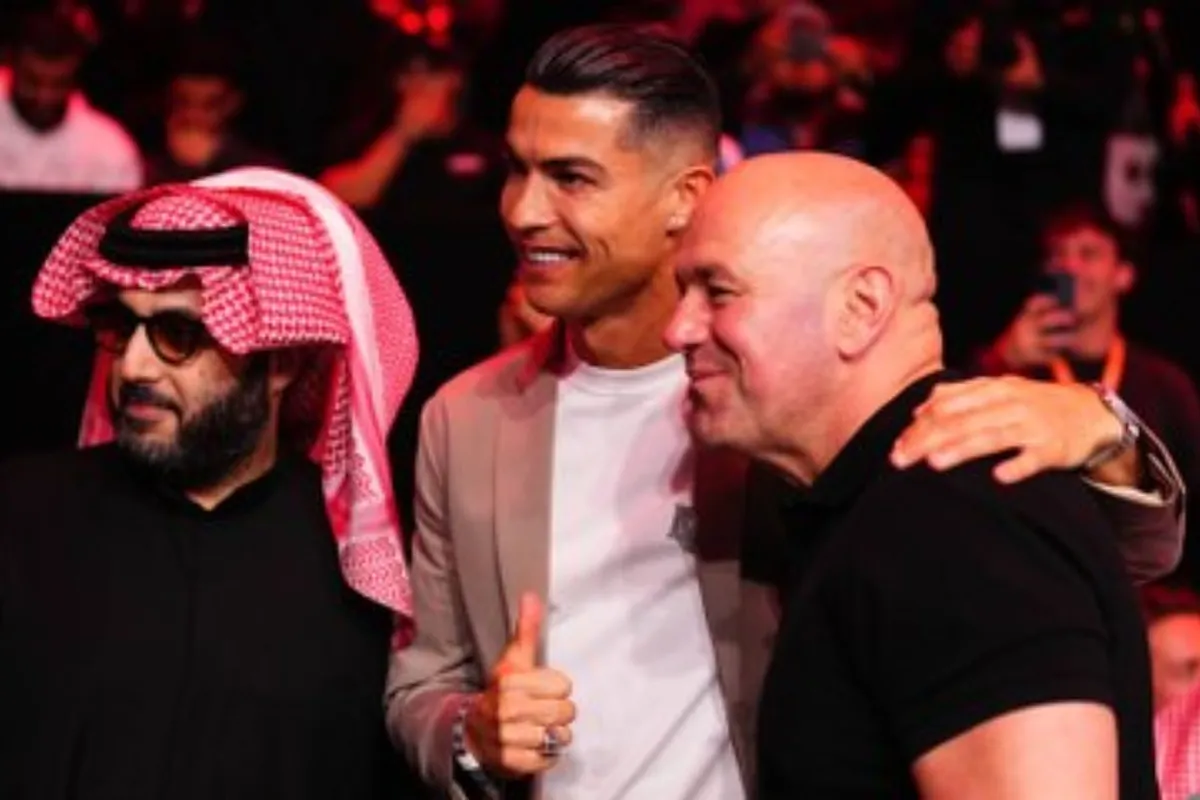 Cristiano Ronaldo, invité d'honneur de l'UFC en Arabie, suscite l'engouement après un discours marquant.