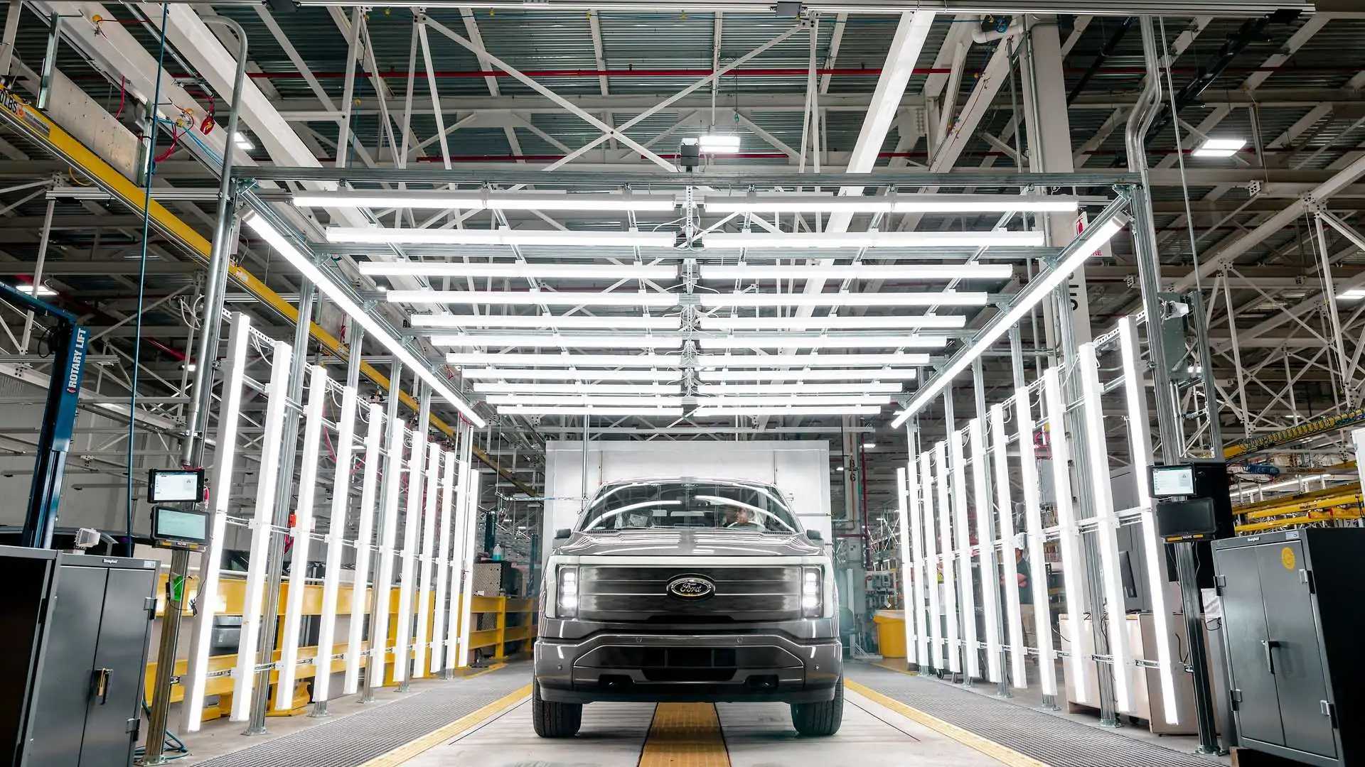 Ford mise sur les SUV et les pick-ups en intégrant une technologie d’extension de autonomie.