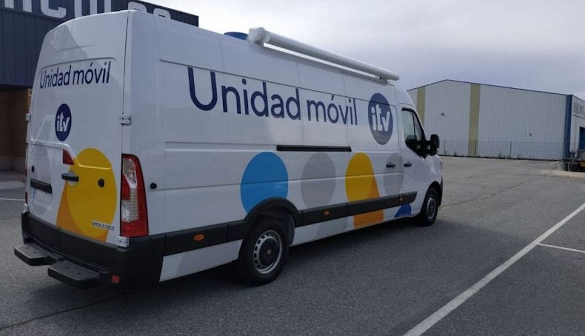 Les nouvelles inspections routières de la DGT : découvrez les ITV mobiles en action.