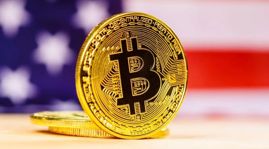 Pourquoi le Bitcoin s'effondre-t-il ? Le prix du BTC frôle un plus bas de trois semaines face à un dollar fort et un Wall Street en difficulté.