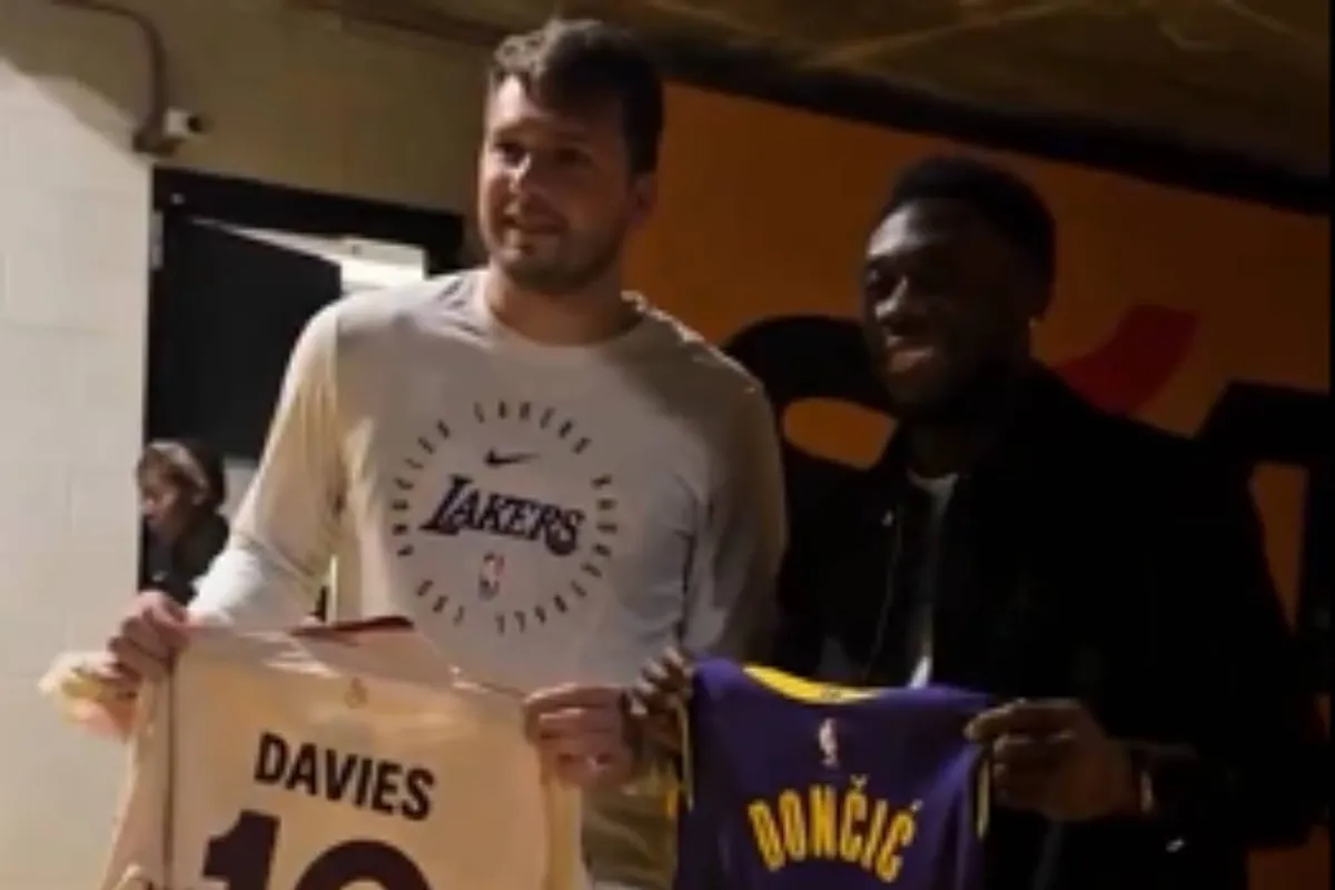 Dallas : la tentative 'désespérée' de Doncic pour attirer Davies au Real Madrid : 'Je te l'offre si tu viens...'