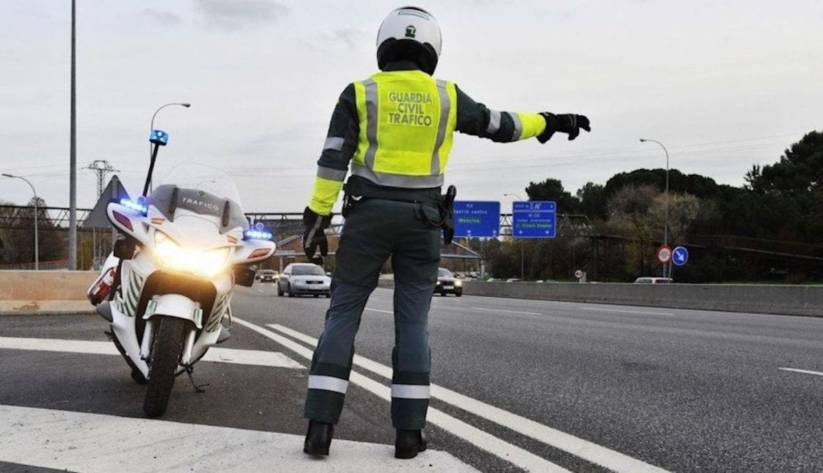 Des amendes de circulation à taux progressif : les conducteurs fortunés à la poche plus profonde