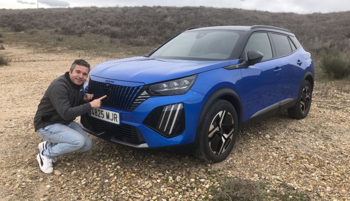 Plongée vidéo dans l'univers du Peugeot 2008 : le SUV aux trois étiquettes qui séduit les ventes !