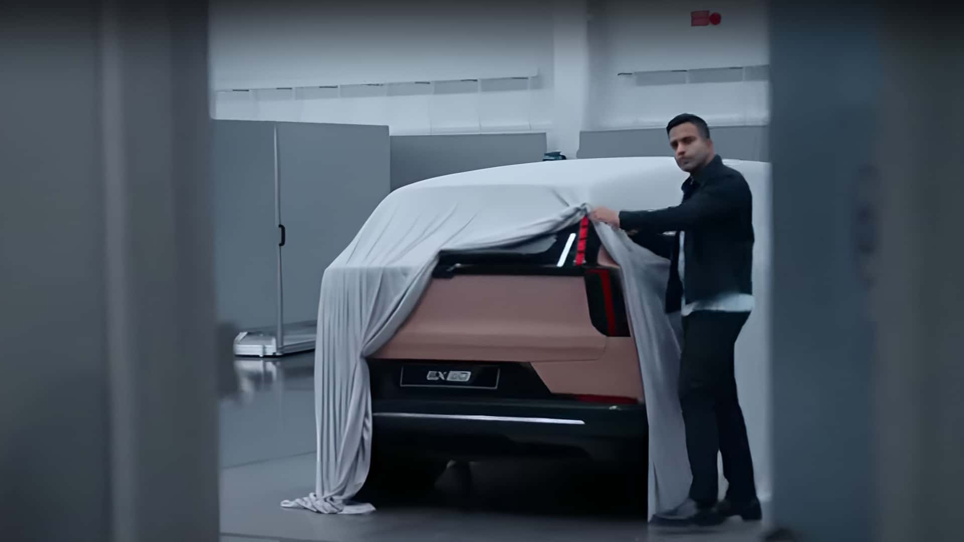 Un Regard Précoce sur le Volvo EX60 : Découvrez les Premières Impressions!