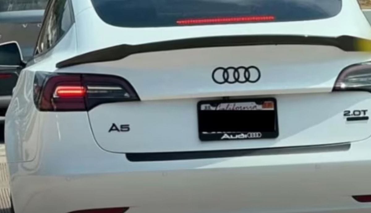 Voici la dernière tendance virale des conducteurs de Tesla aux États-Unis qui fait le buzz sur les réseaux sociaux.