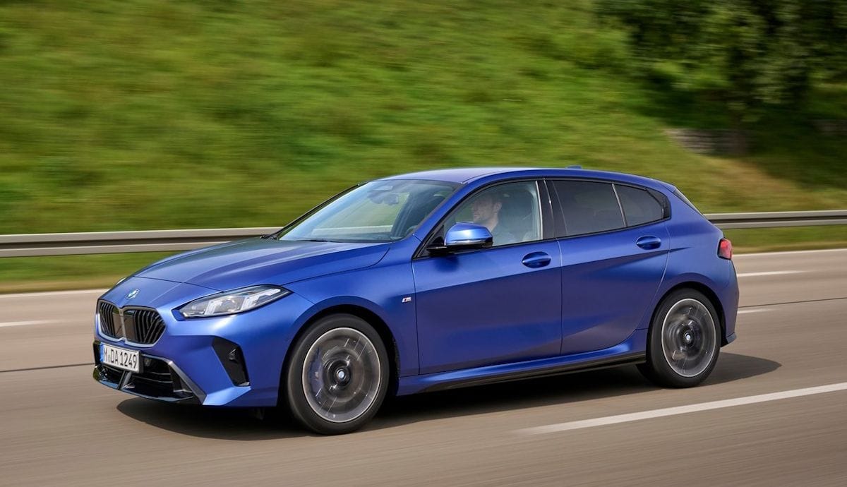 BMW 120d : À la découverte d’un classique intemporel, entre design compact et moteur diesel, un plaisir inégalé !