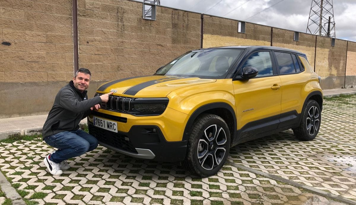 Nous plongeons dans l’univers du Jeep Avenger, le petit SUV qui excelle en dehors des sentiers battus.