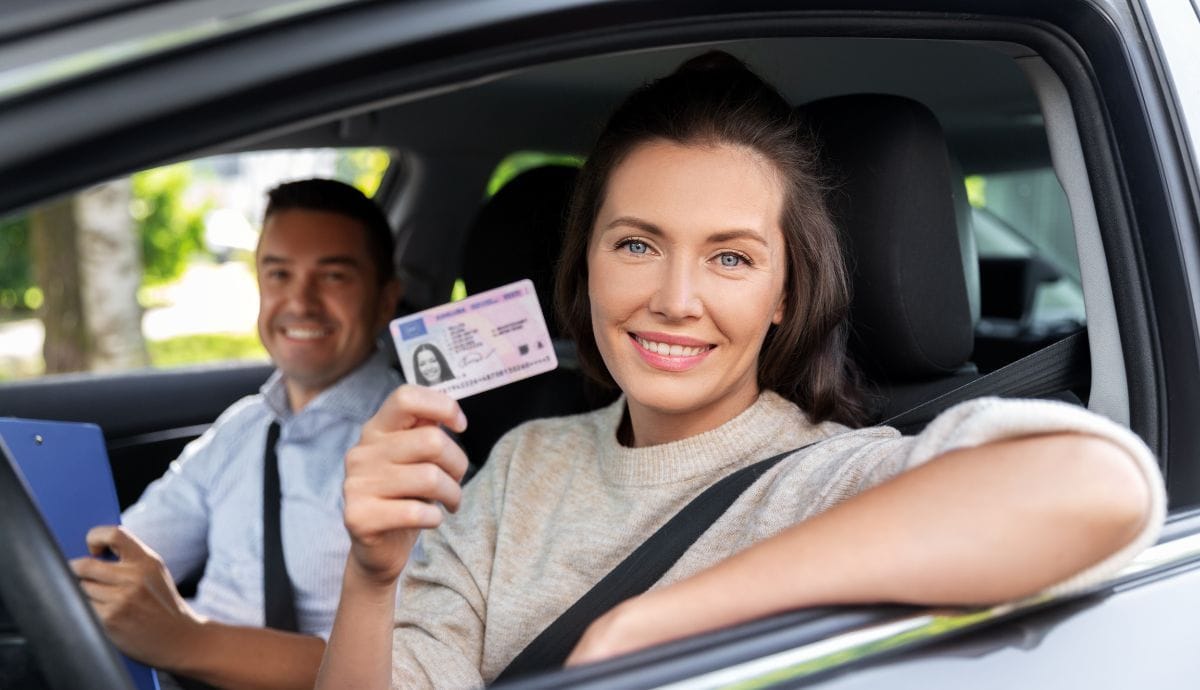 Peut-on obtenir gratuitement son permis de conduire de la DGT grâce à l'INEM ?