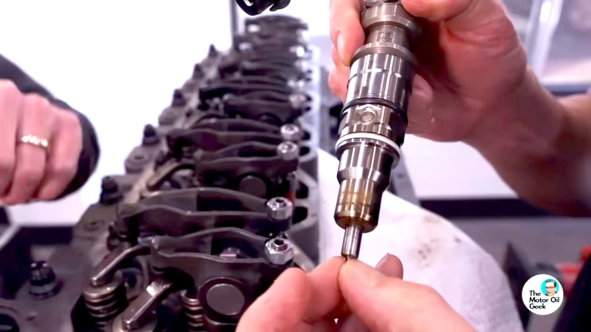 Voici pourquoi le gazole n'a pas sa place dans votre moteur à essence.