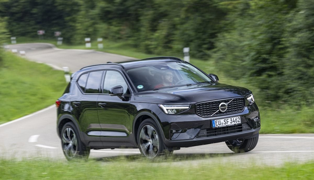 À la découverte du Volvo XC40 B4 : l'un des SUV écologiques les plus remarquables du marché.