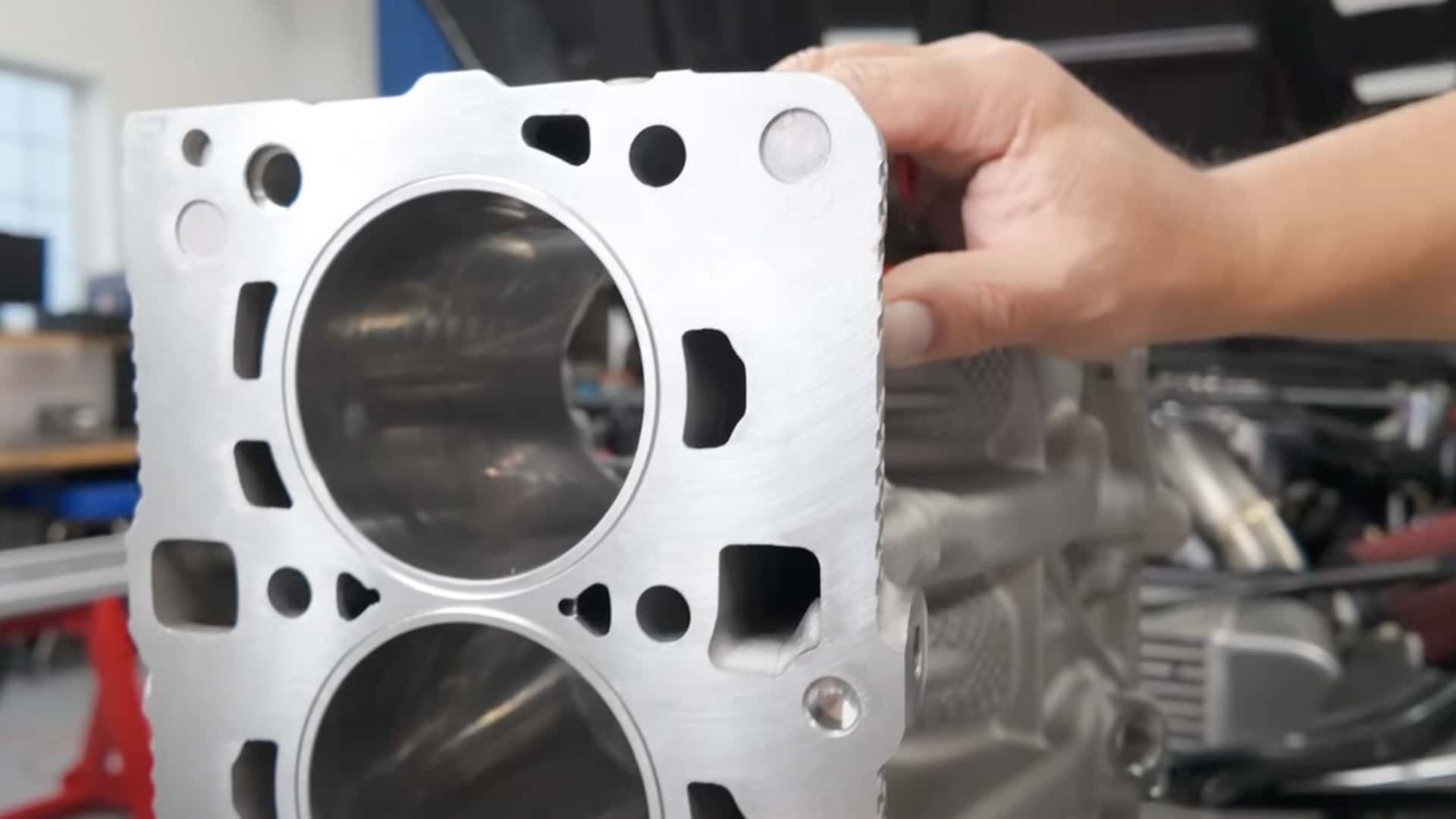 Découvrez comment créer un moteur de drift BMW de 1200 chevaux !