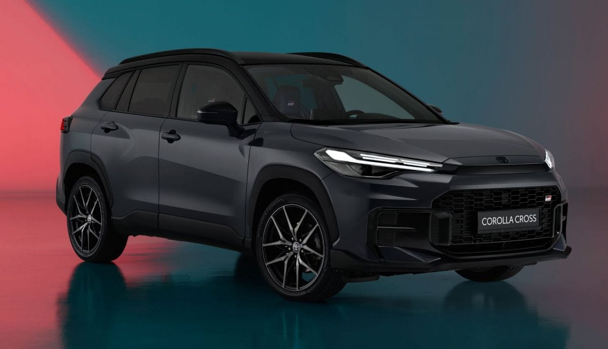 Découvrez en exclusivité les premières images du tout nouveau Toyota Corolla Cross, le SUV qui s'apprête à faire peau neuve.