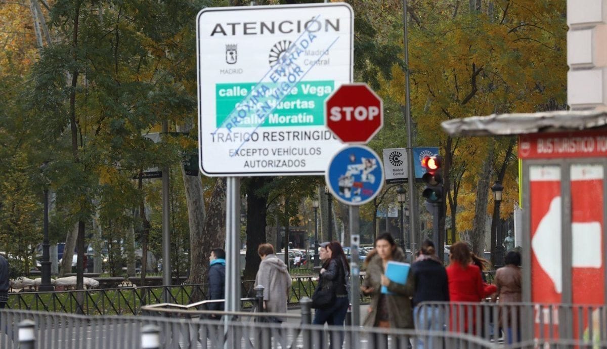 Fini les Zones à Faibles Émissions ? Une mesure qui pourrait élargir les restrictions en question.