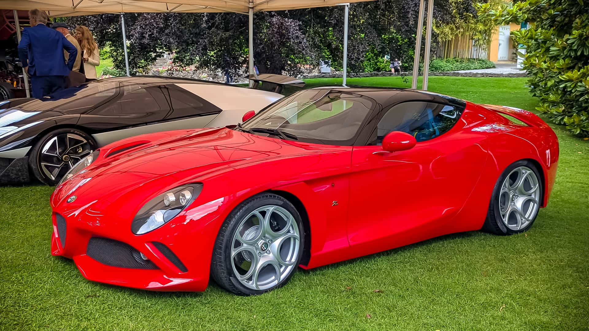 L'Alfa Romeo 8C fait son retour : Une réinvention surprenante à découvrir !
