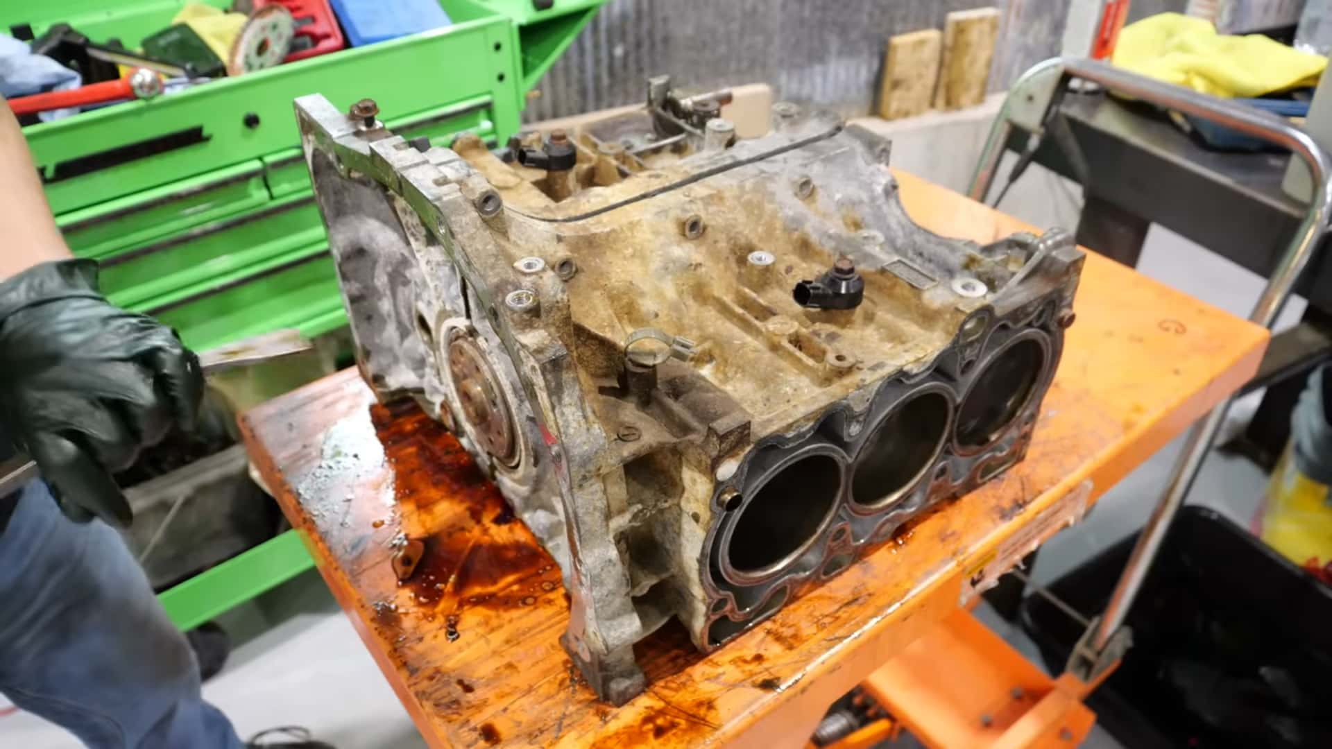 Le moteur à plat six cylindres de Subaru démontre une résistance impressionnante après 200 000 miles sans aucune usure.