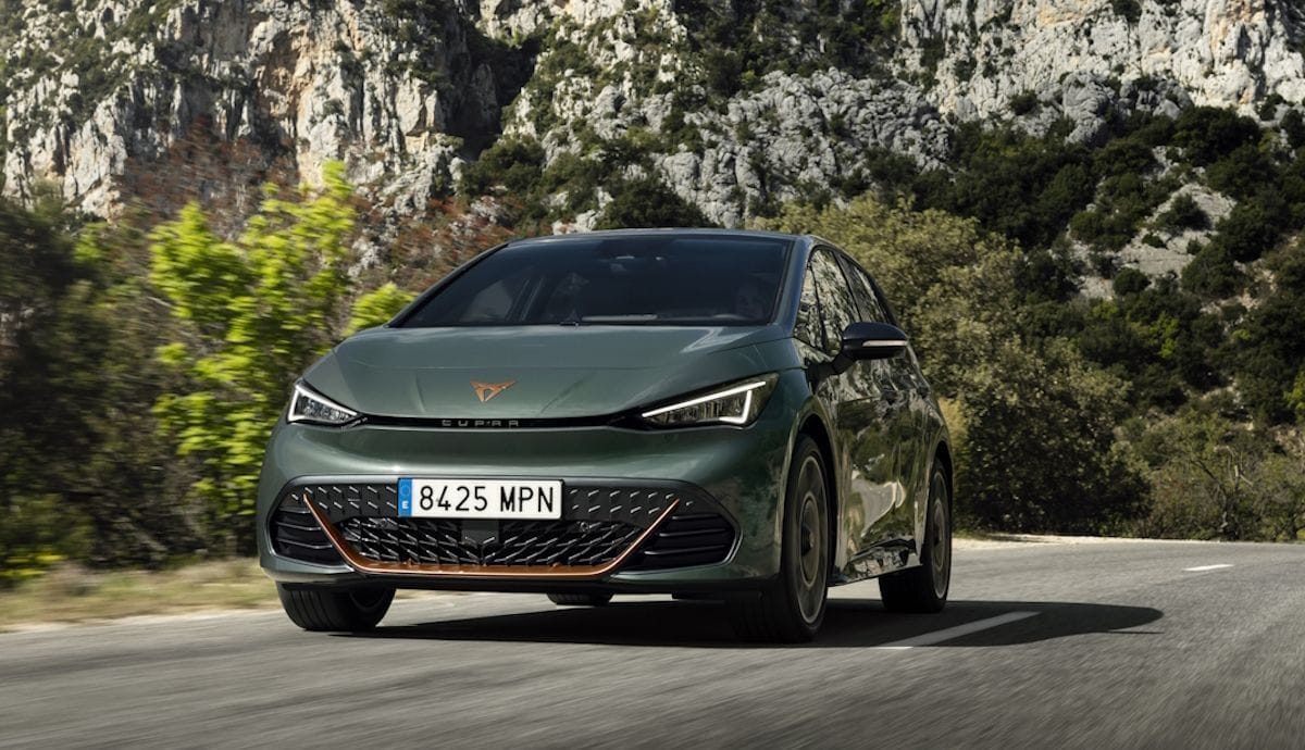Nous avons testé le Cupra Born VZ : une voiture électrique au caractère véritablement GTI pour une expérience de conduite authentique.