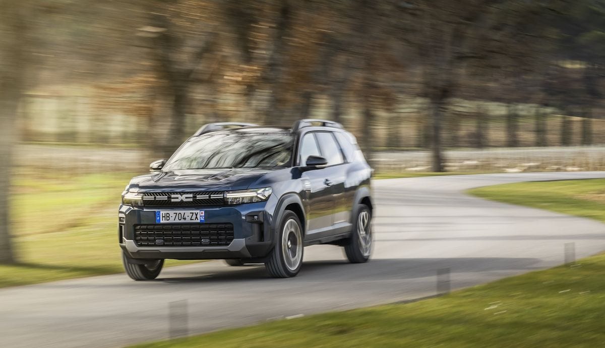 Nous avons testé le nouveau Dacia Bigster Hybrid 155 : un succès prometteur et l'un des SUV incontournables du moment.