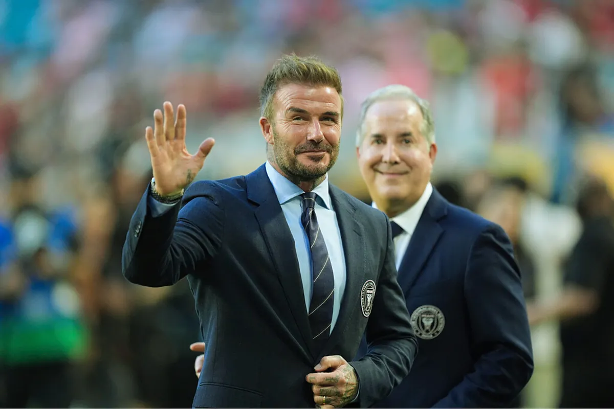 David Beckham cherche à clore définitivement le conflit familial avec Brooklyn.