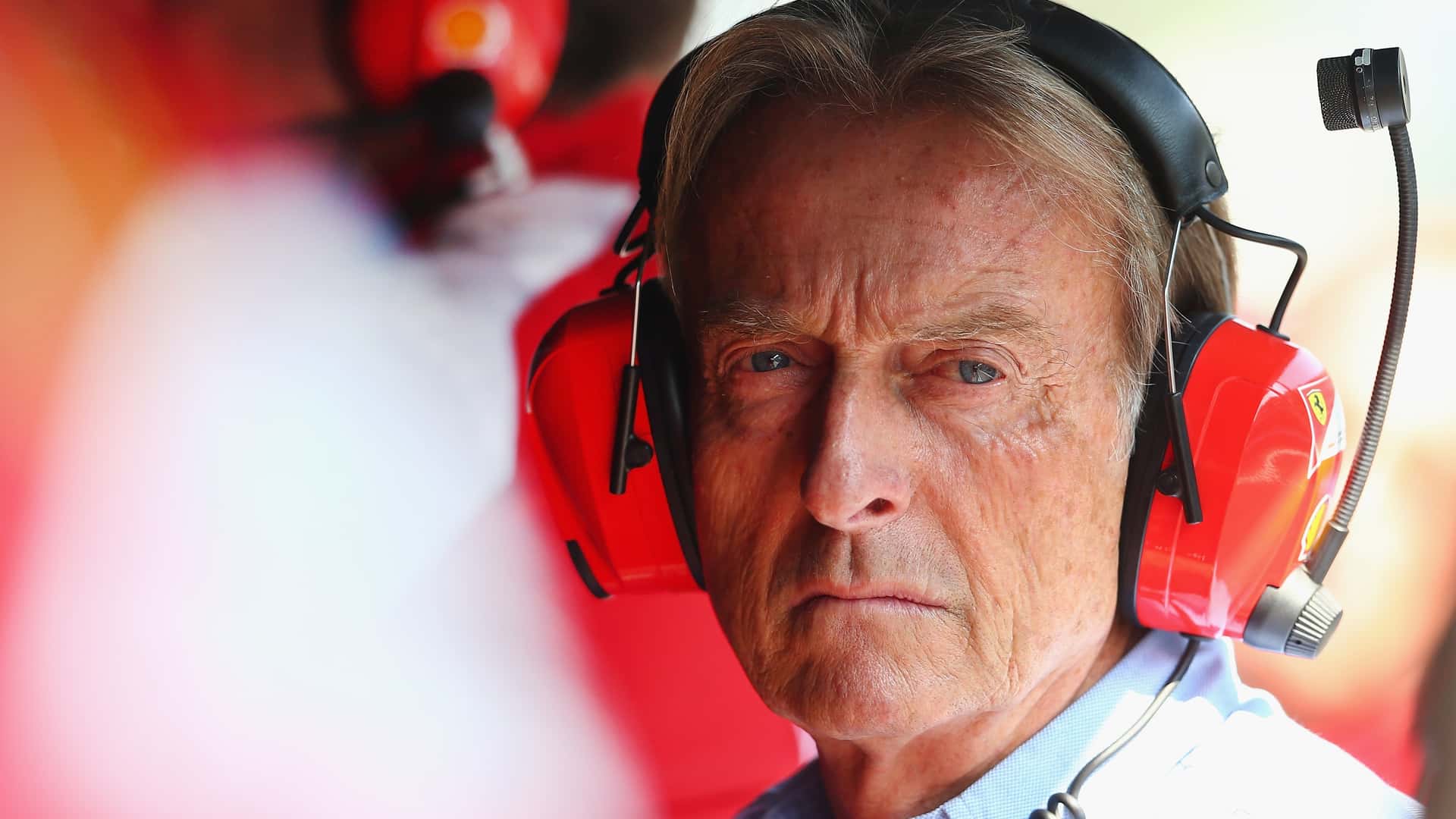 L'ancien patron de Ferrari pourrait rallier McLaren : un tournant inattendu dans le monde de la F1.
