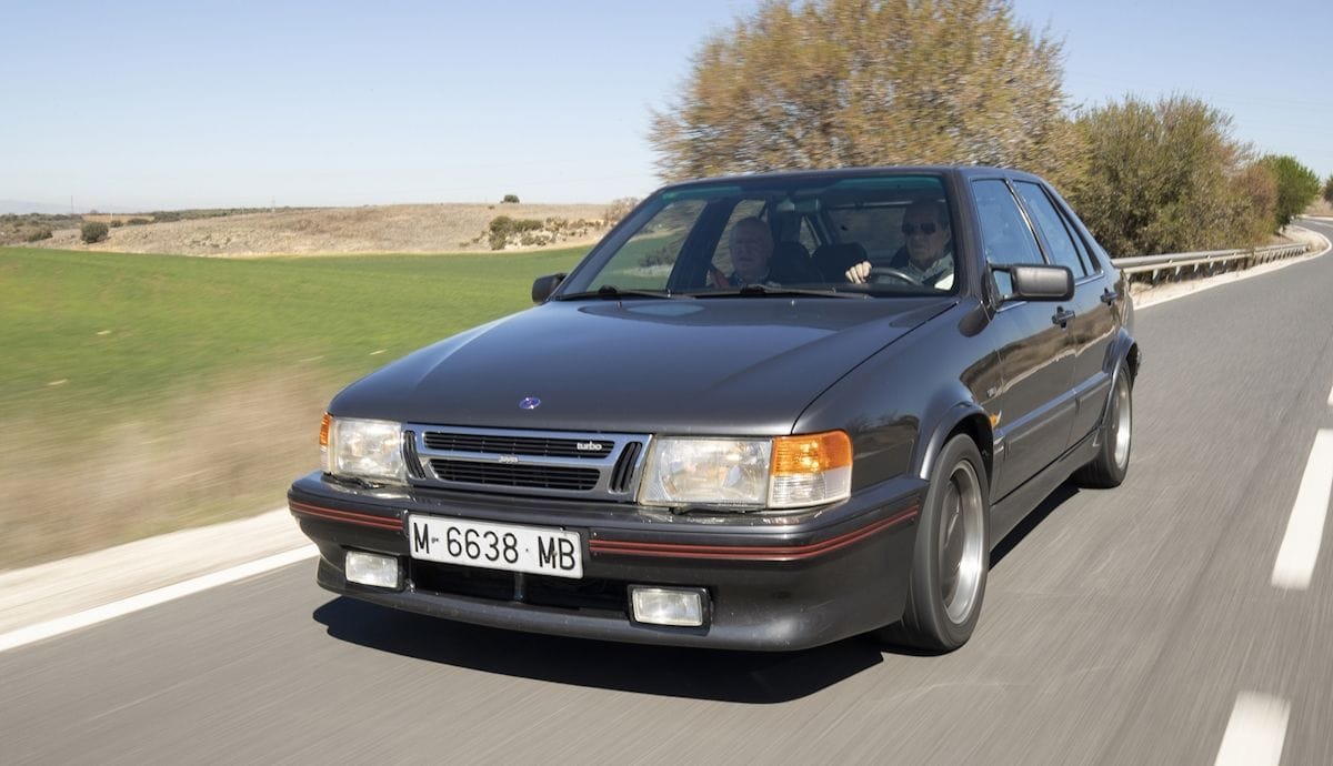Saab 9000 Turbo : une berline d'exception, séduisante mais fragile à l'heure actuelle.