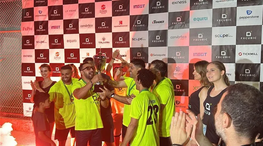 Tournoi de Mini-Football 2025 : Exness, Champions Éblouissants du Futur !