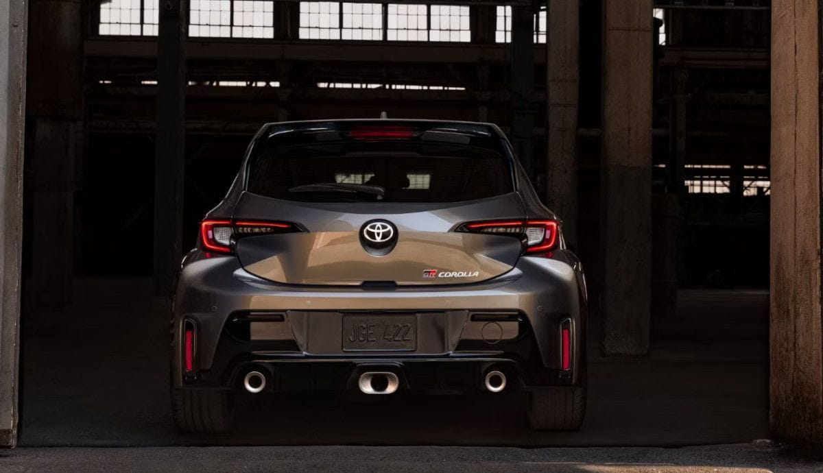 Toyota annonce l'arrivée du GR Corolla en Europe : découvrez ce nouveau compact sportif de 304 CV.