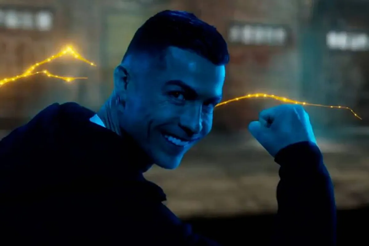 Cristiano Ronaldo brille en tant que vedette estivale de la légendaire saga Fatal Fury.