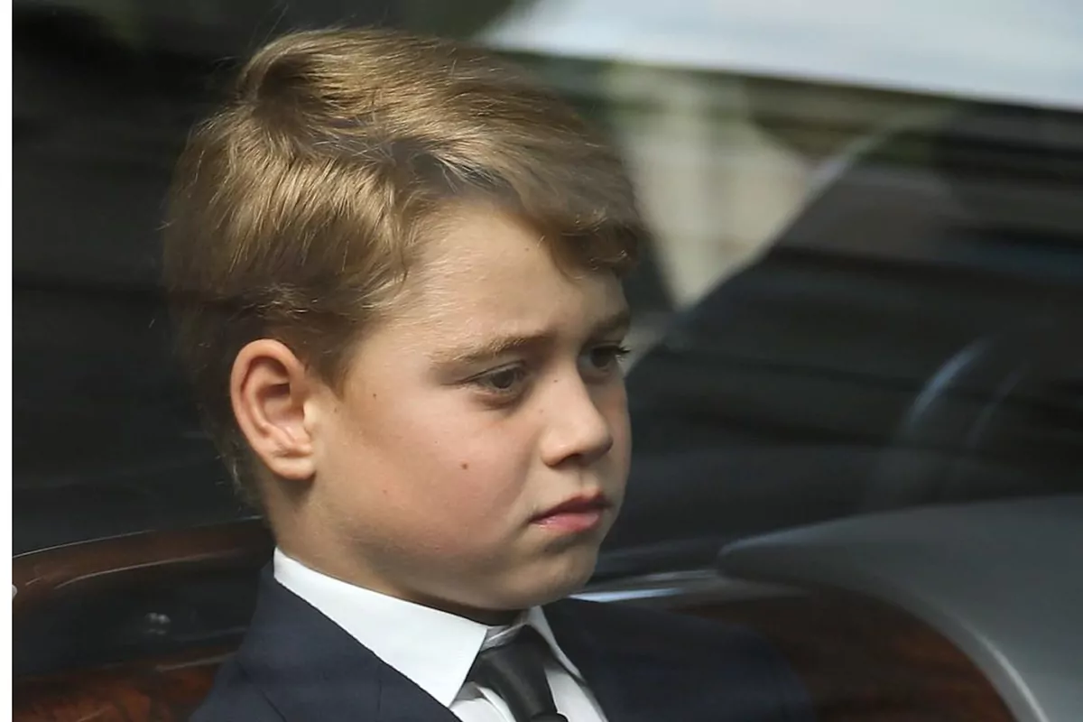 Le prince George abandonne son père, le prince William, lors de leur prochaine apparence royale, un changement surprenant pour cet inséparable duo.
