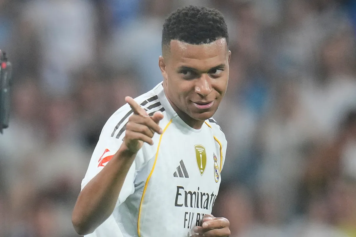 La comparaison percutante de Kylian Mbappé avec le PSG révèle pourquoi le Real Madrid est la destination ultime du football.