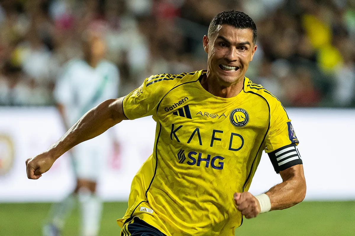 Cristiano Ronaldo franchit la barre des 500 buts après 30 ans, se rapprochant d'un impressionnant cap des 1000 réalisations.